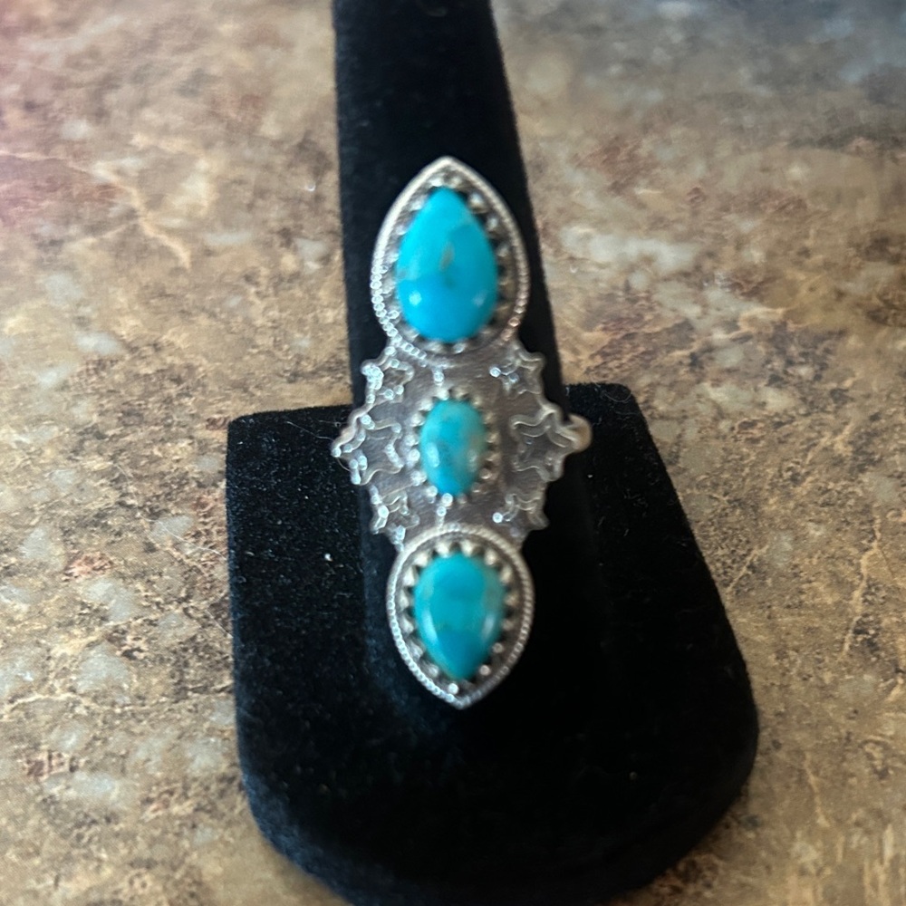 Turquoise ring - Picture 2 of 3